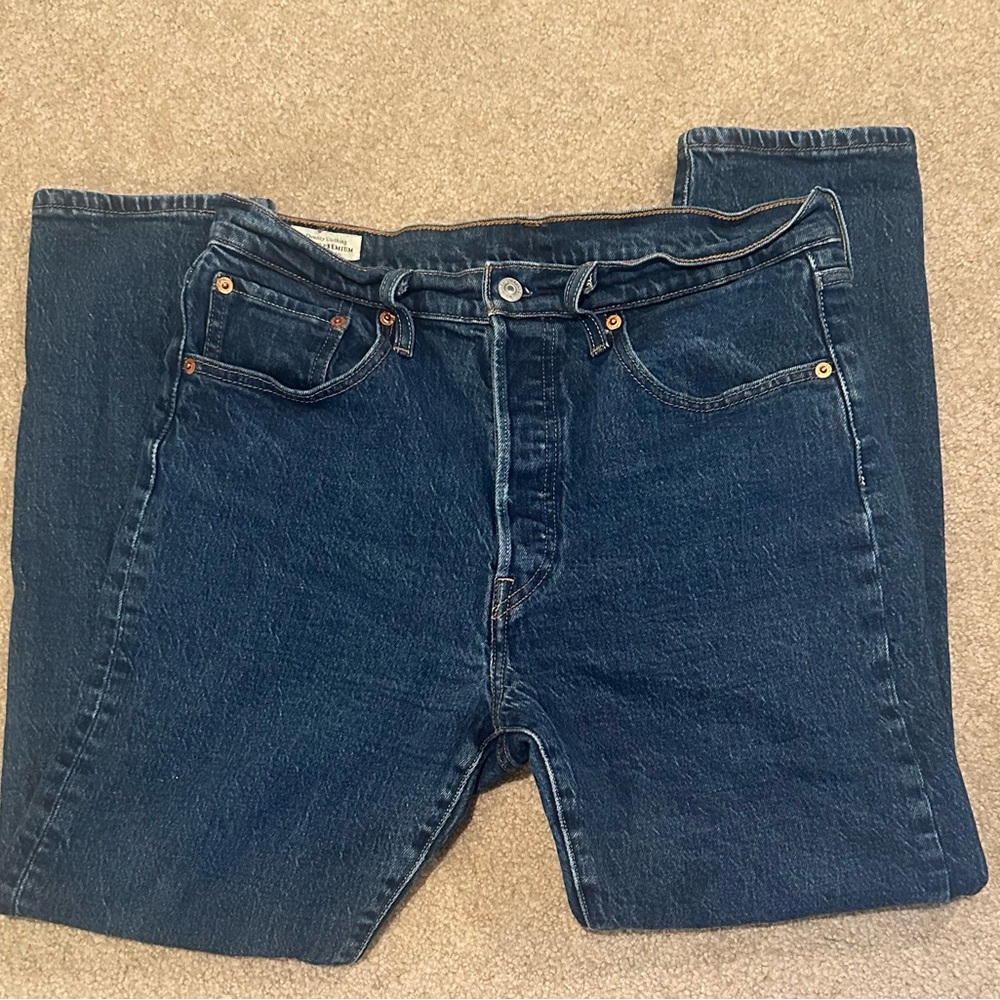 Levi's Relaxed Fit Dark Blue Jeans